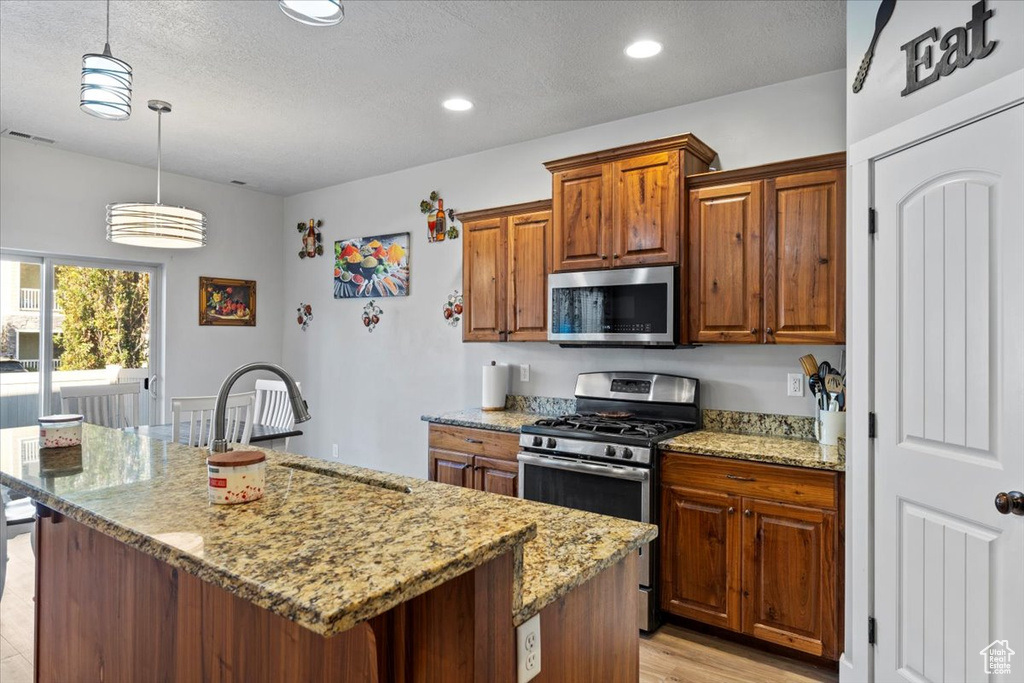 Photo 7 for MLS #2118760 at 1323 N Silvercrest Dr