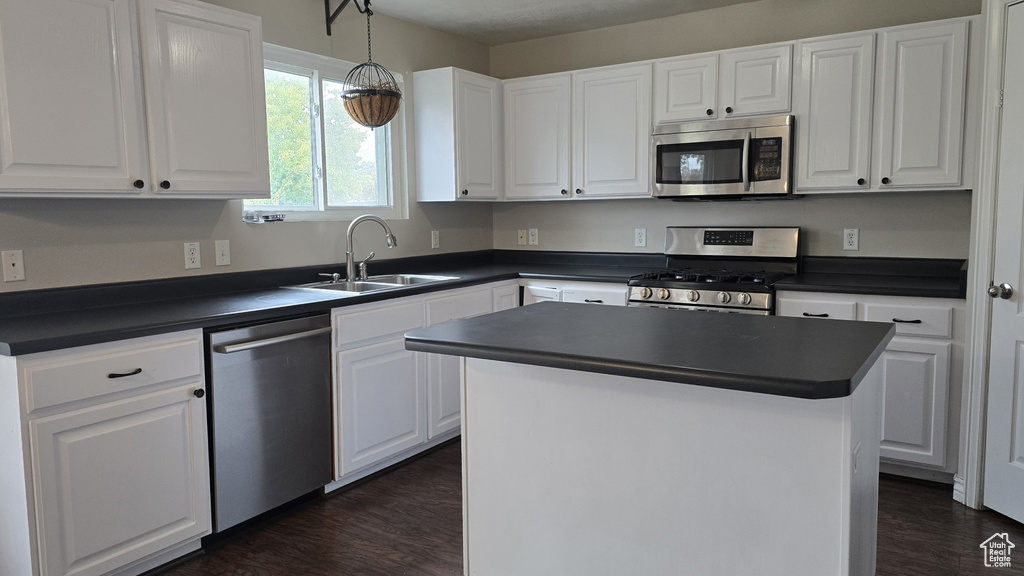 Photo 4 for MLS #2118762 at 1767 W Country Bend Rd