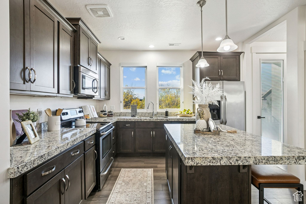 4563 W DAYBREAK RIM WAY South Jordan, UT 84009