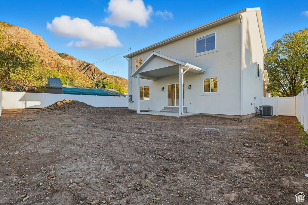 1170 E VITT DR Ogden, UT 84404