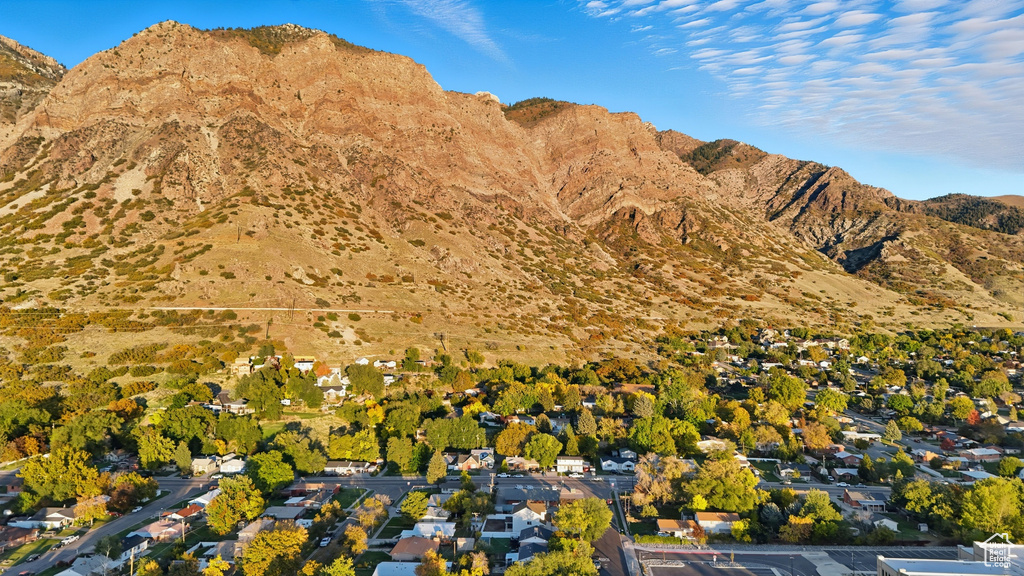 1170 E VITT DR Ogden, UT 84404