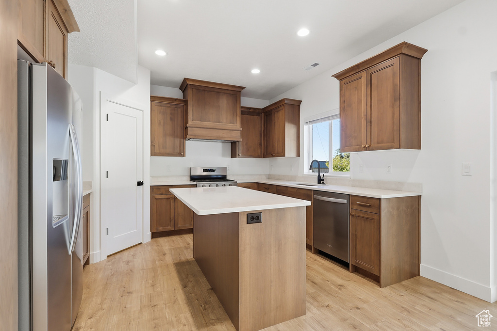 1170 E VITT DR Ogden, UT 84404