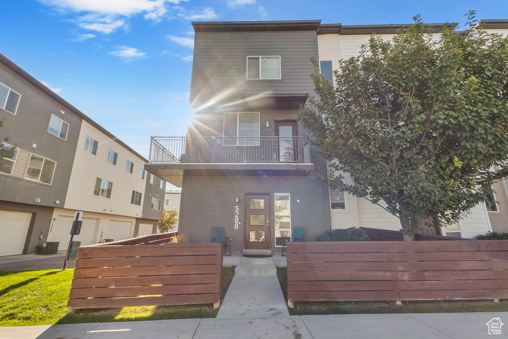 Photo 2 for MLS #2118784 at 5288 W Solafax Ln #34-1