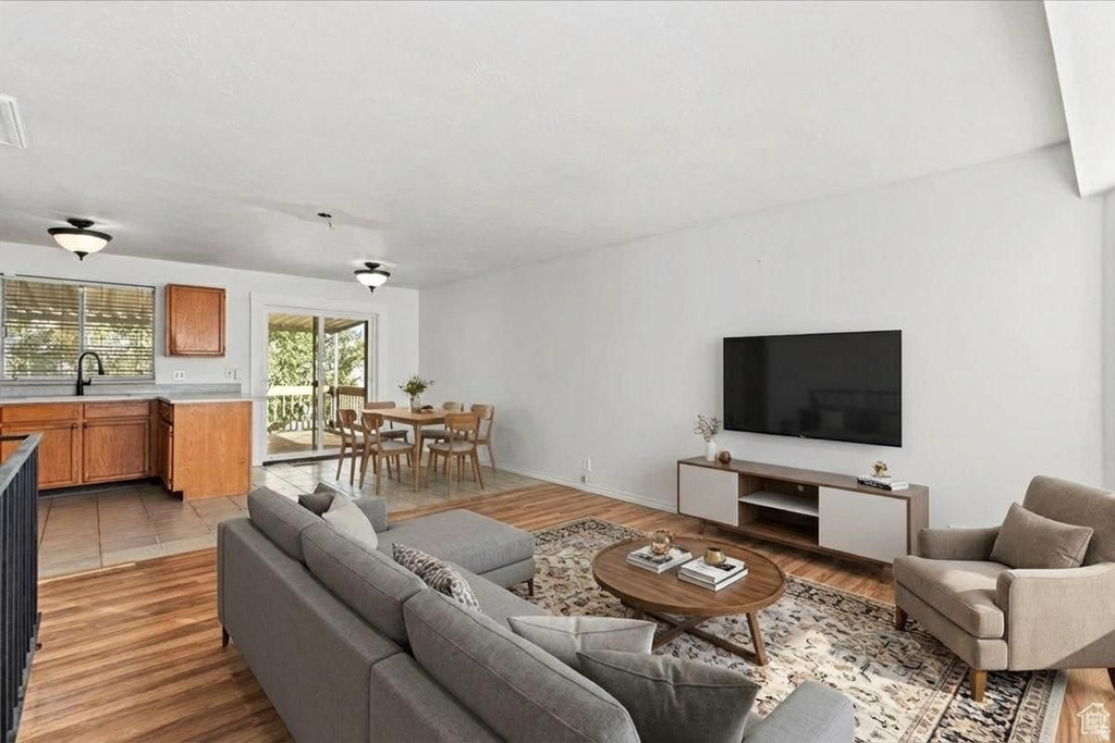 5960 S TUMERICK CT Salt Lake City, UT 84118