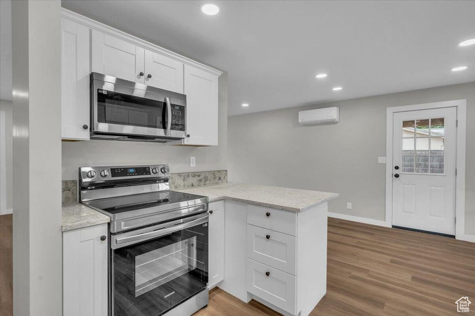 Photo 10 for MLS #2118802 at 134 S 200 East