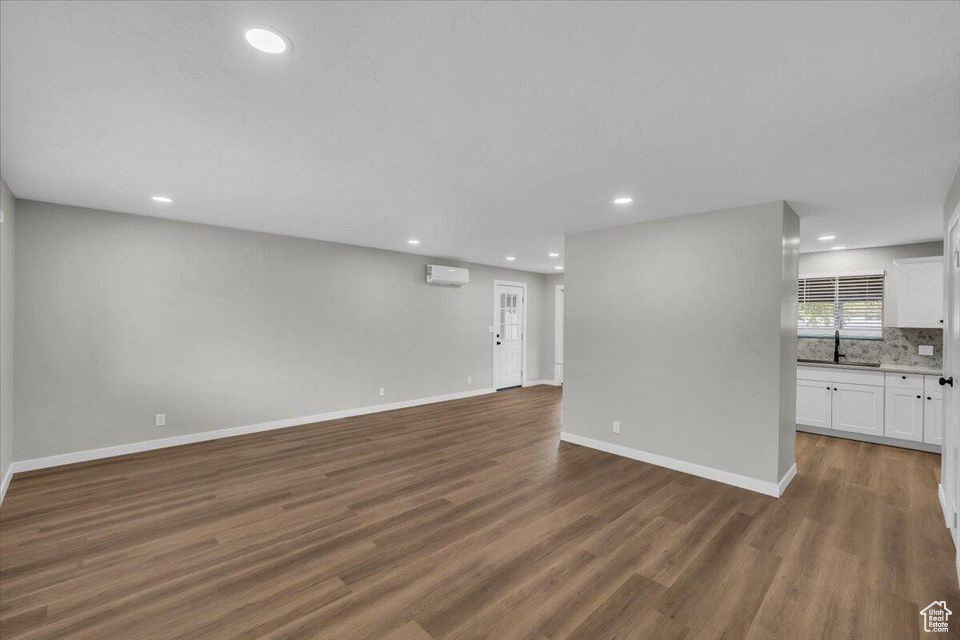 Photo 5 for MLS #2118802 at 134 S 200 East