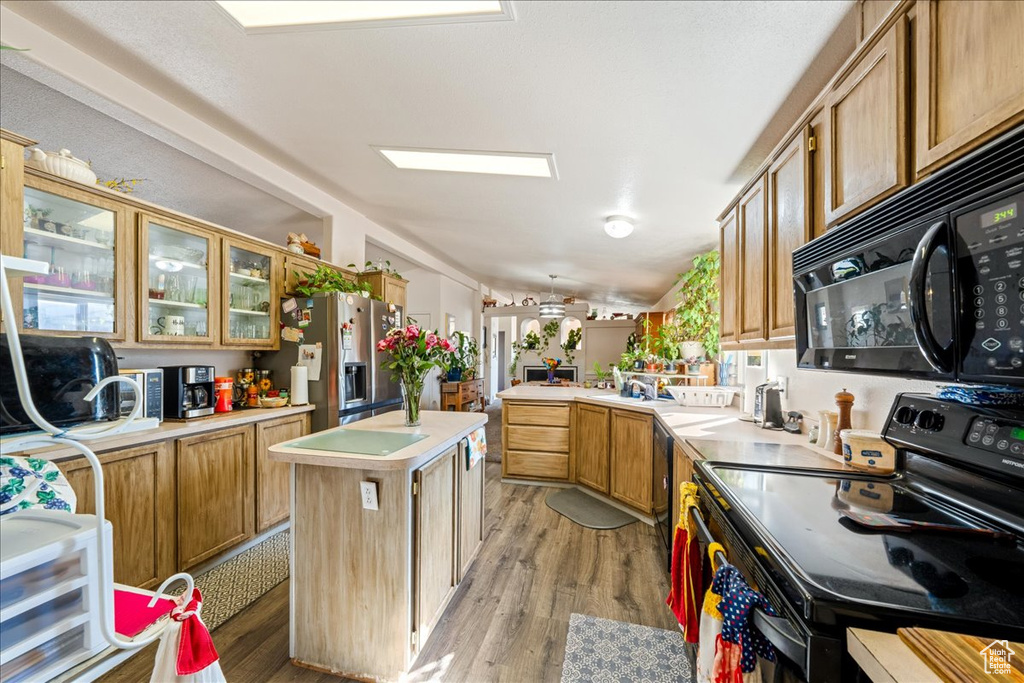 Photo 9 for MLS #2118806 at 148 S 200 West