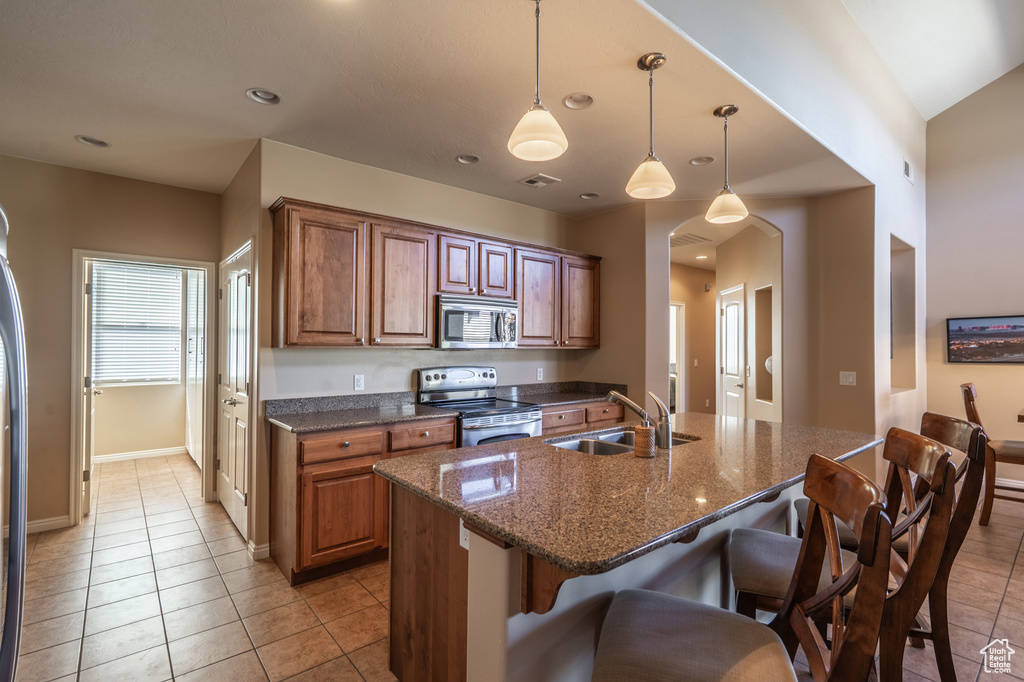 Photo 7 for MLS #2118809 at 1163 N Crown King Ave
