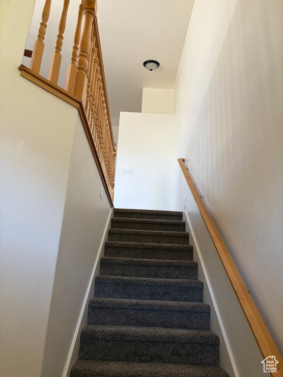 Photo 2 for MLS #2118810 at 2522 W 500 South #6