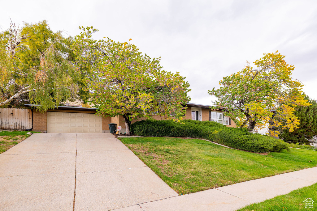 Photo 4 for MLS #2118813 at 209 E Dorchester Dr