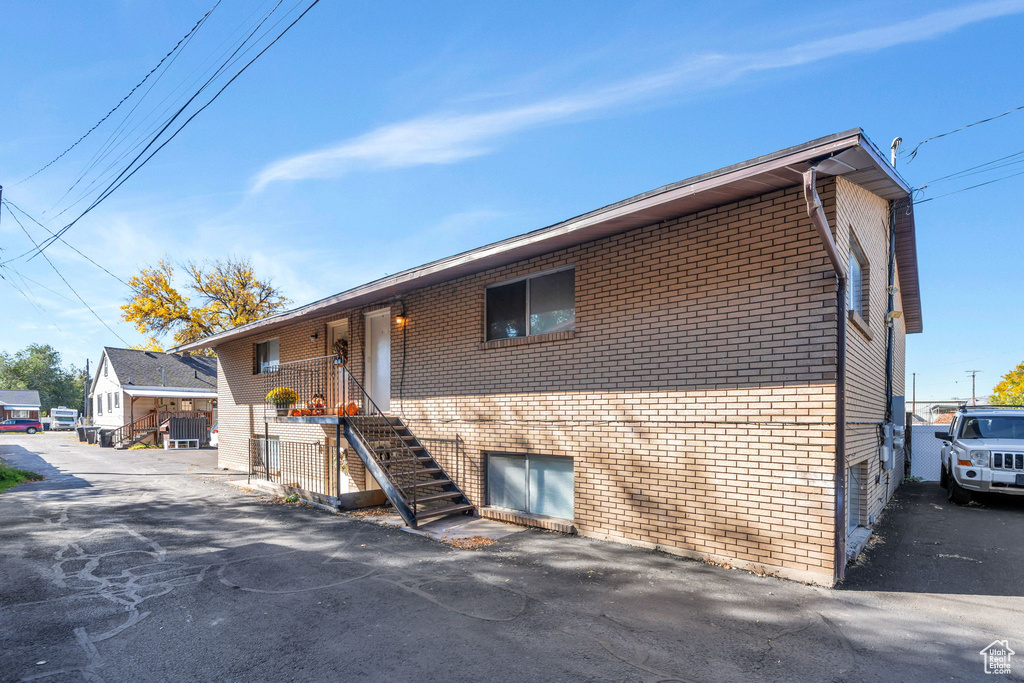 Photo 2 for MLS #2118814 at 1148 W 100 North