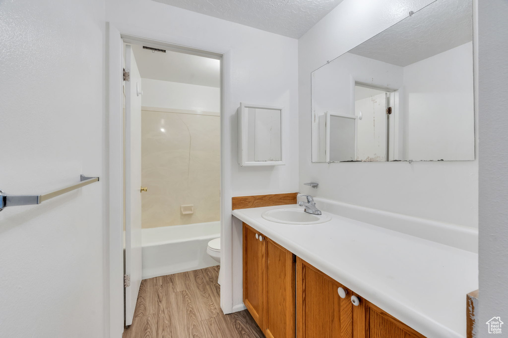 Photo 9 for MLS #2118814 at 1148 W 100 North