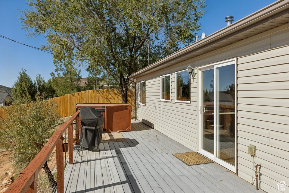 Photo 21 for MLS #2118823 at 370 E Foothill Cir