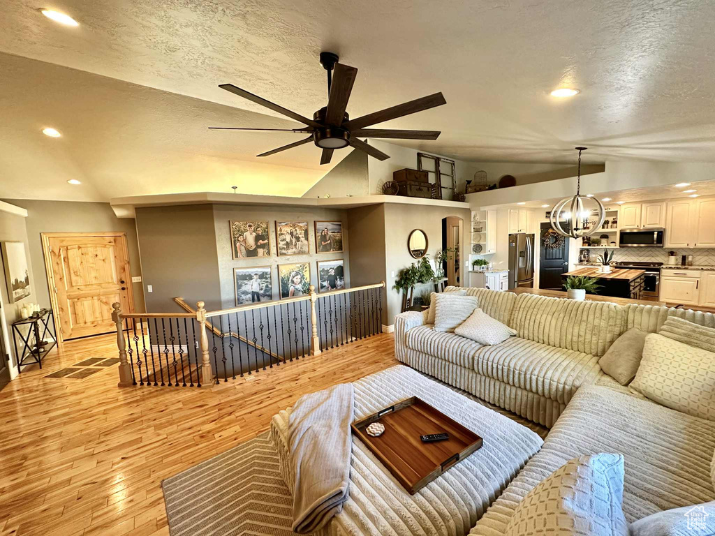 Photo 5 for MLS #2118827 at 830 N 2140 West