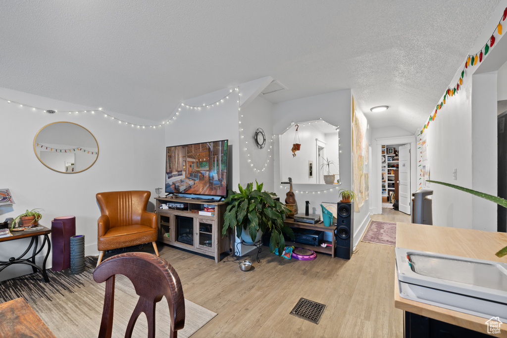 Photo 4 for MLS #2118831 at 509 E 800 South