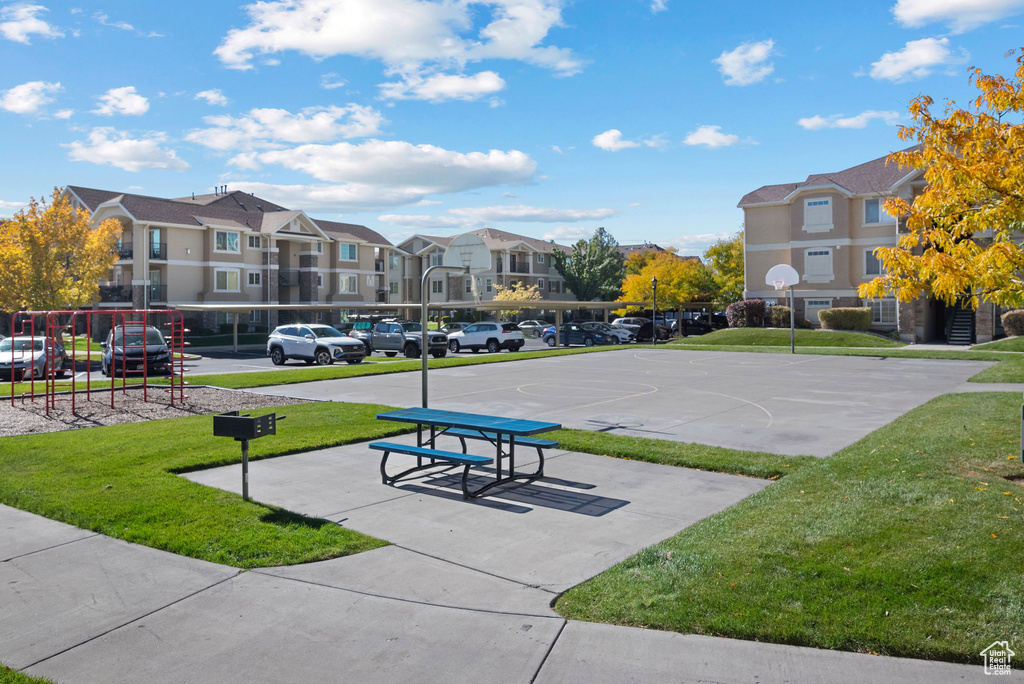 Photo 24 for MLS #2118838 at 167 N Romney Ln #203