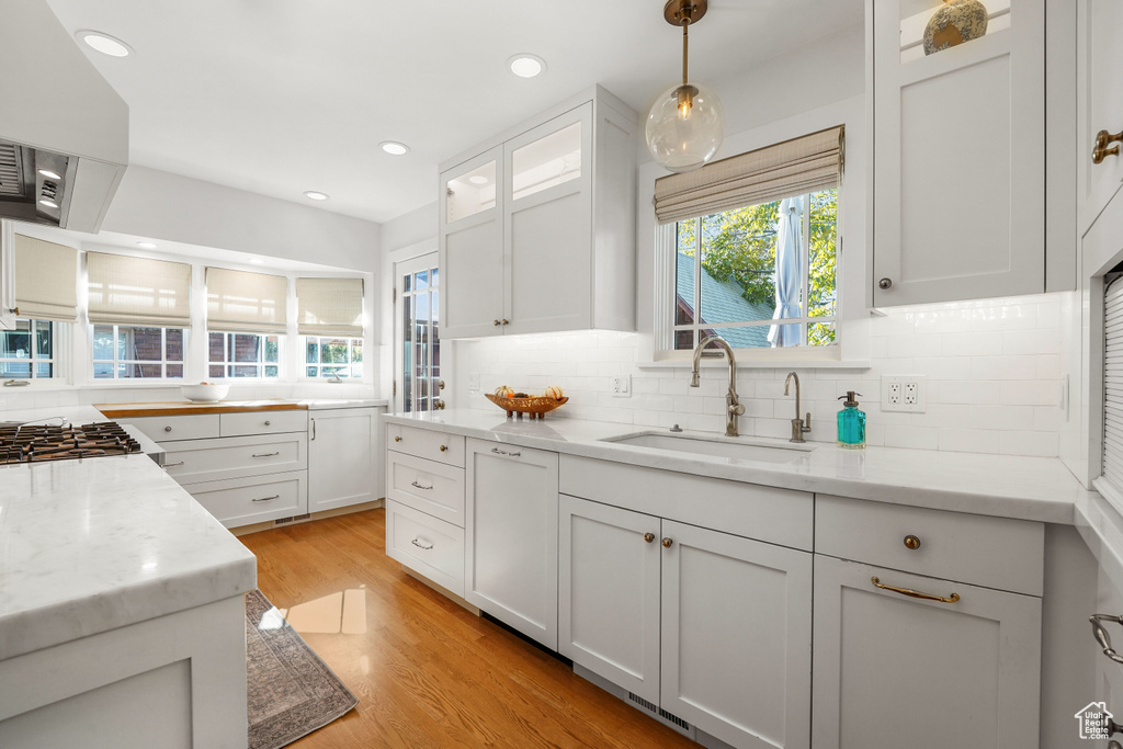 Photo 4 for MLS #2118848 at 1370 S Filmore St