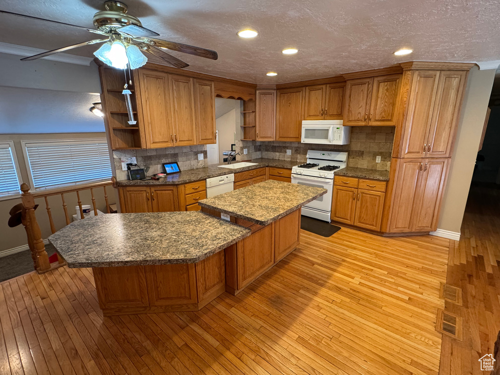 5748 S FERRON CIR Taylorsville, UT 84129