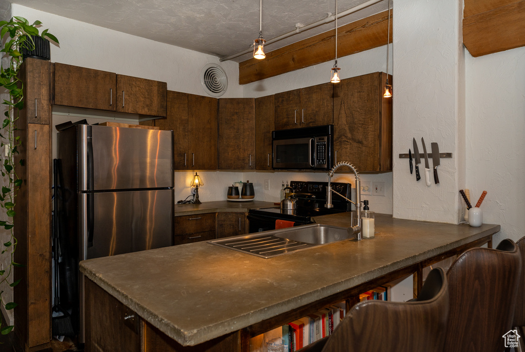 Photo 7 for MLS #2118864 at 327 W 200 South #308