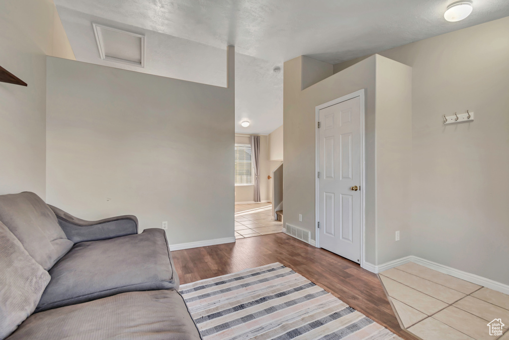 Photo 10 for MLS #2118874 at 883 W 660 South