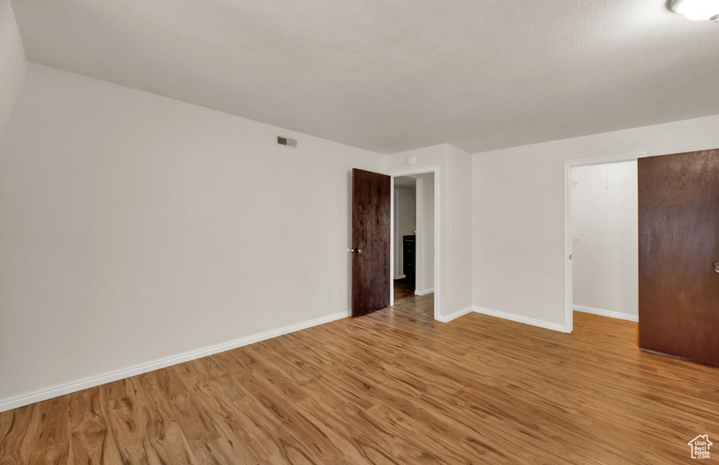 Photo 11 for MLS #2118889 at 5519 S Willow Ln #C