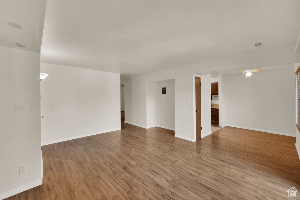 Photo 4 for MLS #2118889 at 5519 S Willow Ln #C