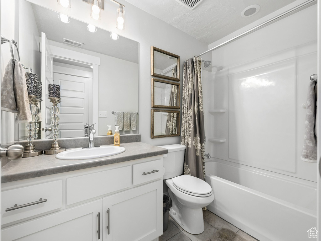 Photo 10 for MLS #2118893 at 41 N 2150 West #109