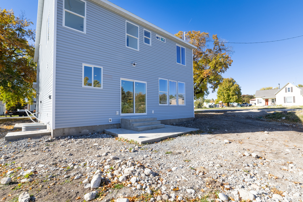 Photo 6 for MLS #2118894 at 206 S 100 East