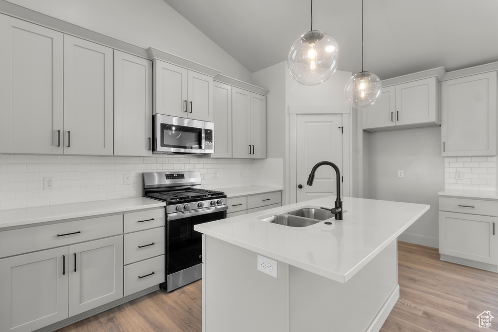 Photo 9 for MLS #2118903 at 570 N 600 West
