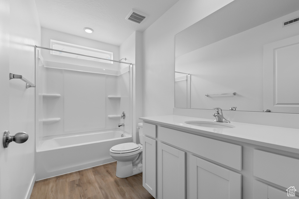 Photo 19 for MLS #2118907 at 197 E Levengrove Dr #176