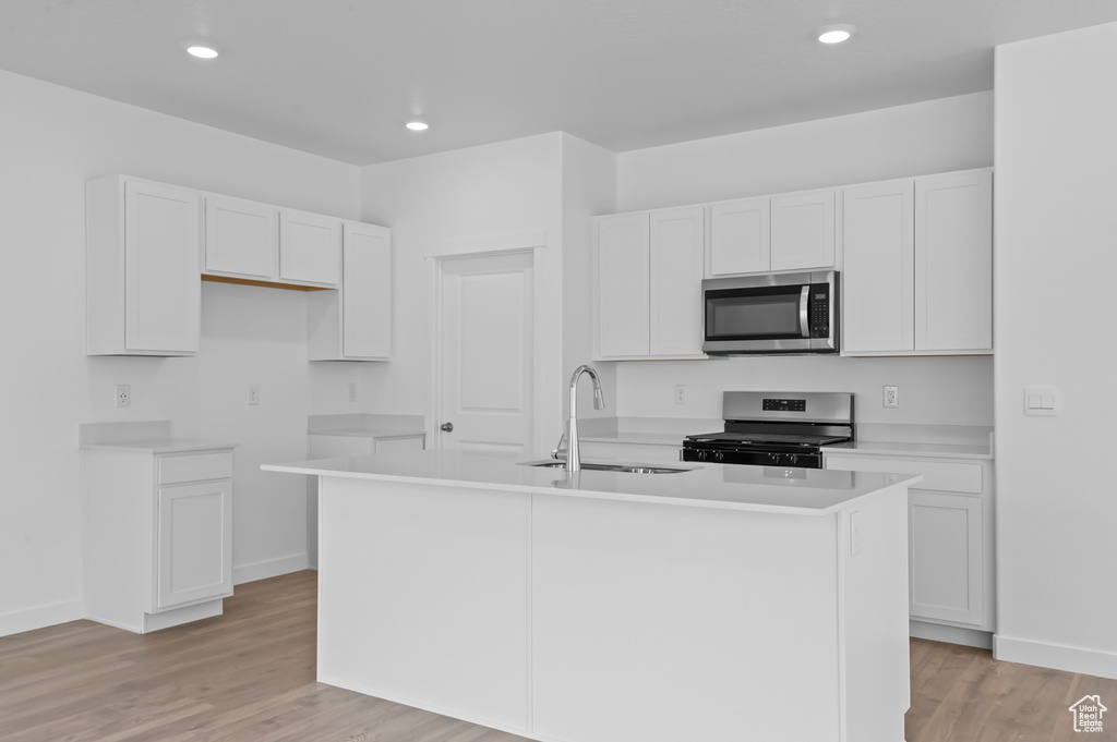 Photo 6 for MLS #2118907 at 197 E Levengrove Dr #176