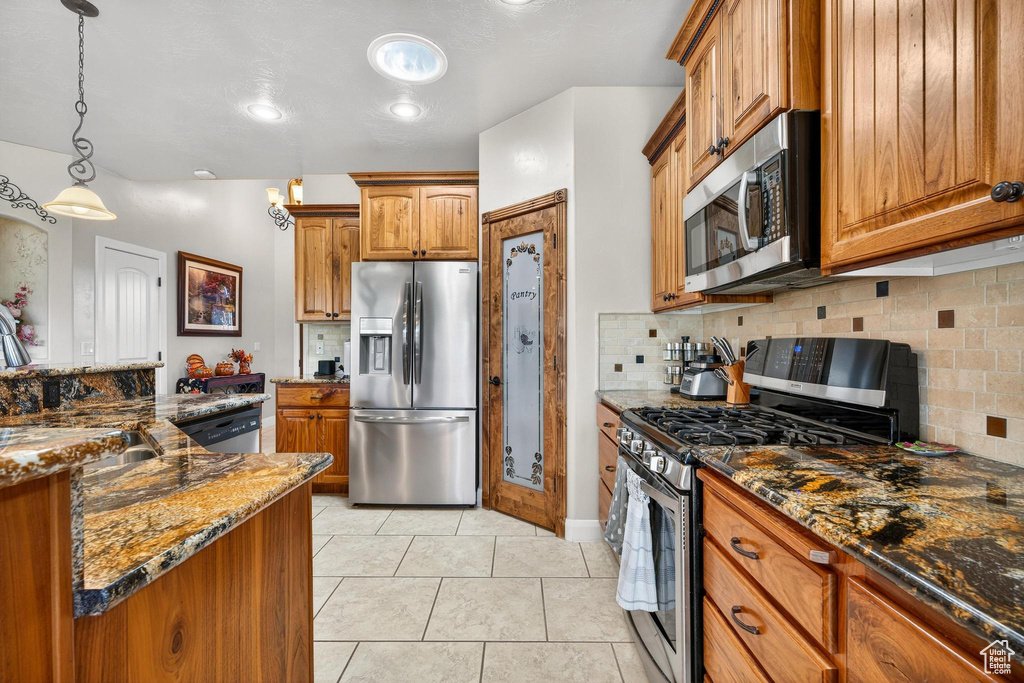 Photo 12 for MLS #2118908 at 567 N La Ruta Dr