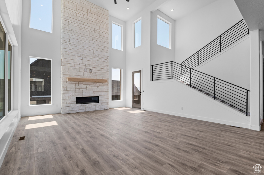 Photo 6 for MLS #2118911 at 4323 N Maple Hollow Blvd #114