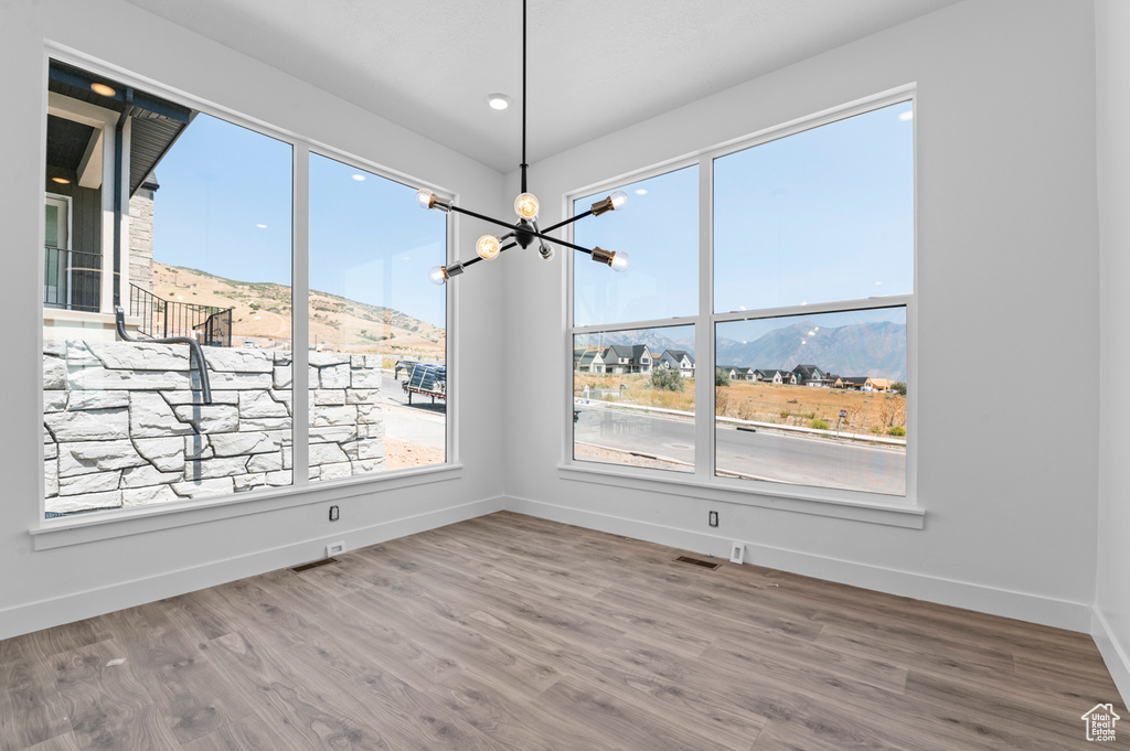Photo 5 for MLS #2118911 at 4323 N Maple Hollow Blvd #114
