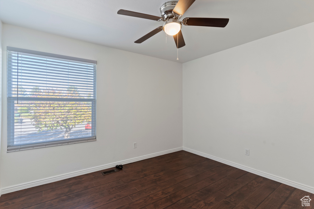 Photo 18 for MLS #2118913 at 668 N 275 East