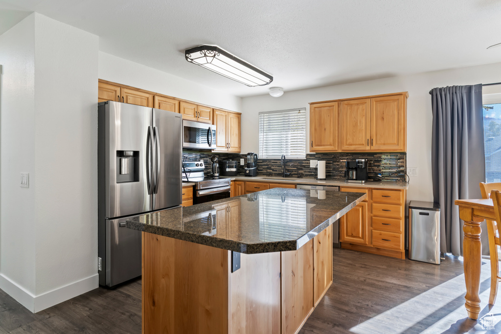 Photo 9 for MLS #2118913 at 668 N 275 East
