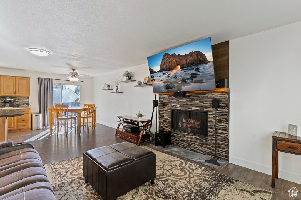 Photo 5 for MLS #2118913 at 668 N 275 East