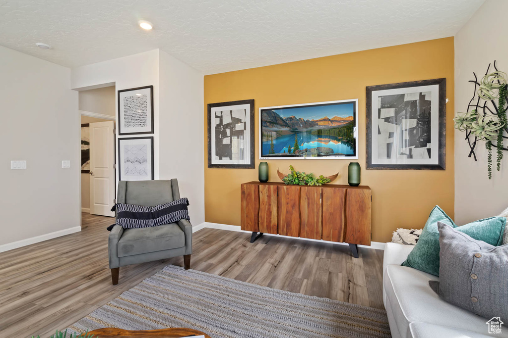 Photo 4 for MLS #2118914 at 11654 Gannett Way #555