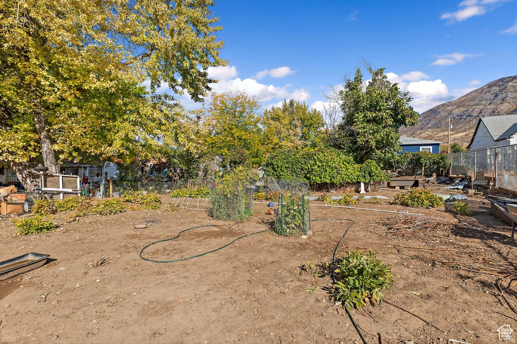 Photo 18 for MLS #2118929 at 525 E 200 North