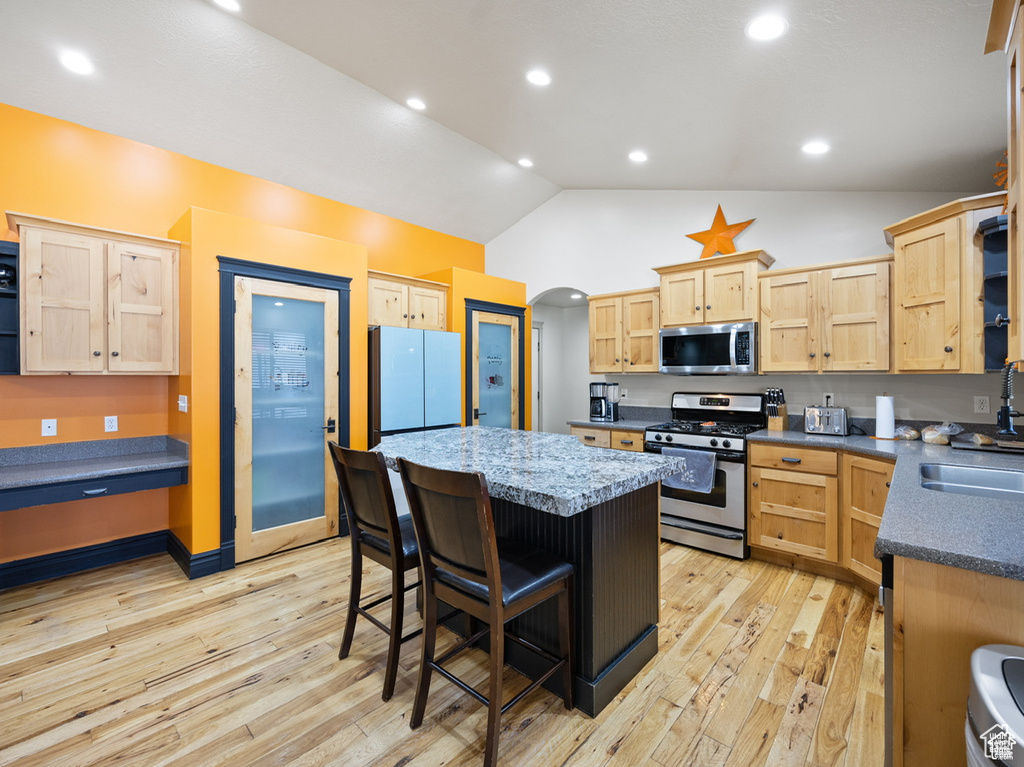 Photo 15 for MLS #2118947 at 417 S 2025 West