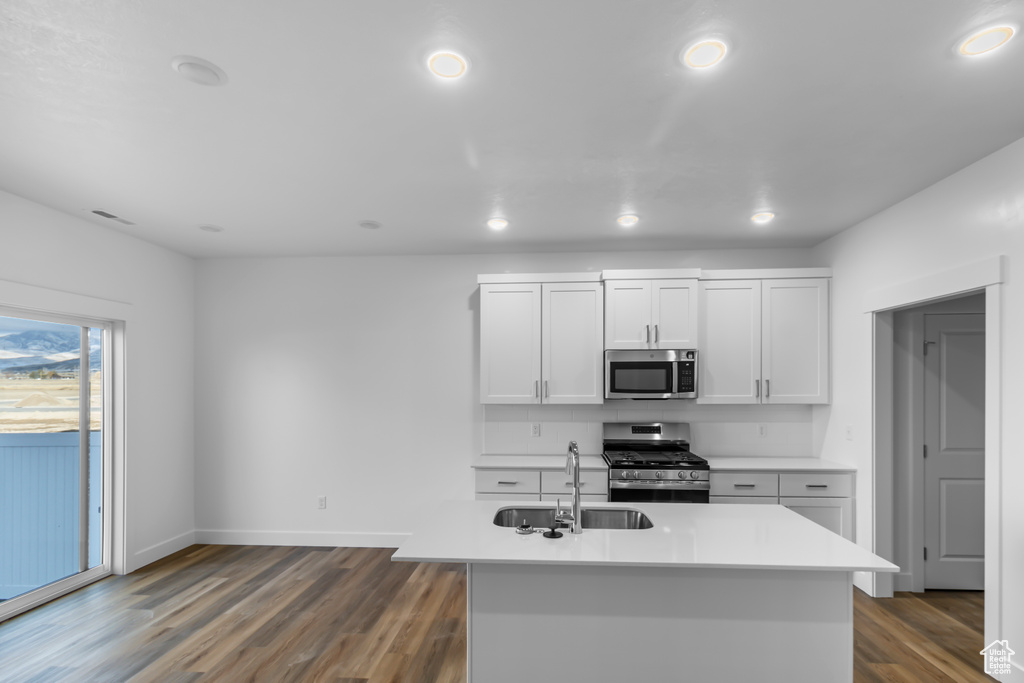 Photo 5 for MLS #2118956 at 771 W 600 North