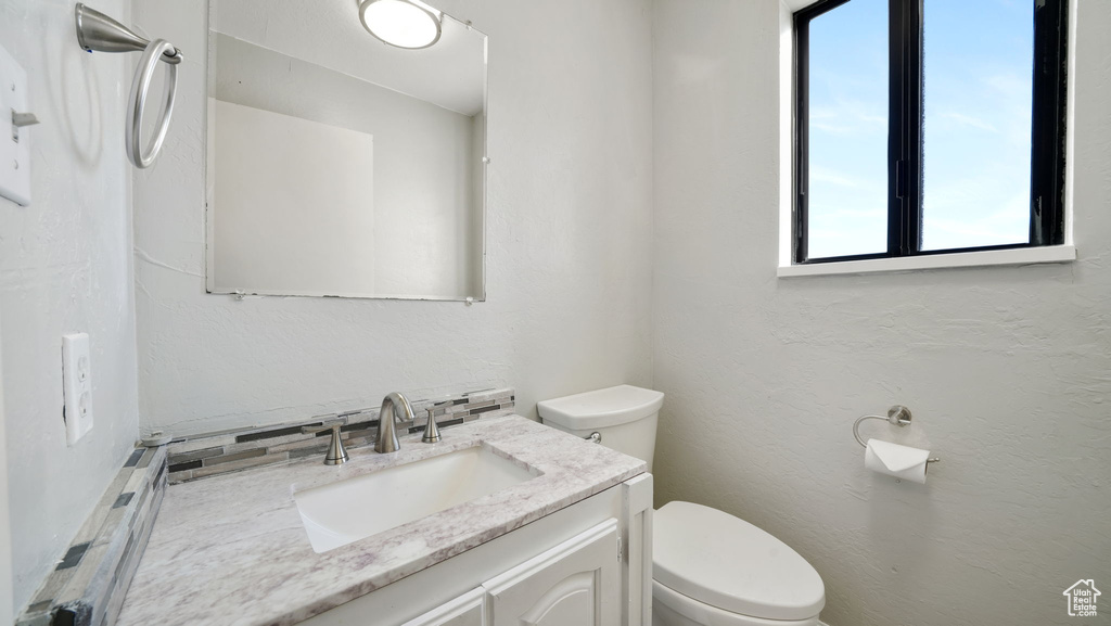 Photo 23 for MLS #2118967 at 1492 W Parkside Dr