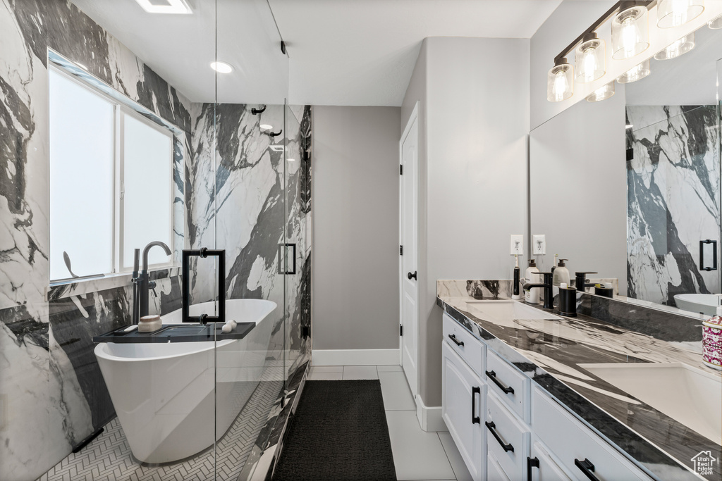 228 N BUCKINGHAM DR North Salt Lake, UT 84054