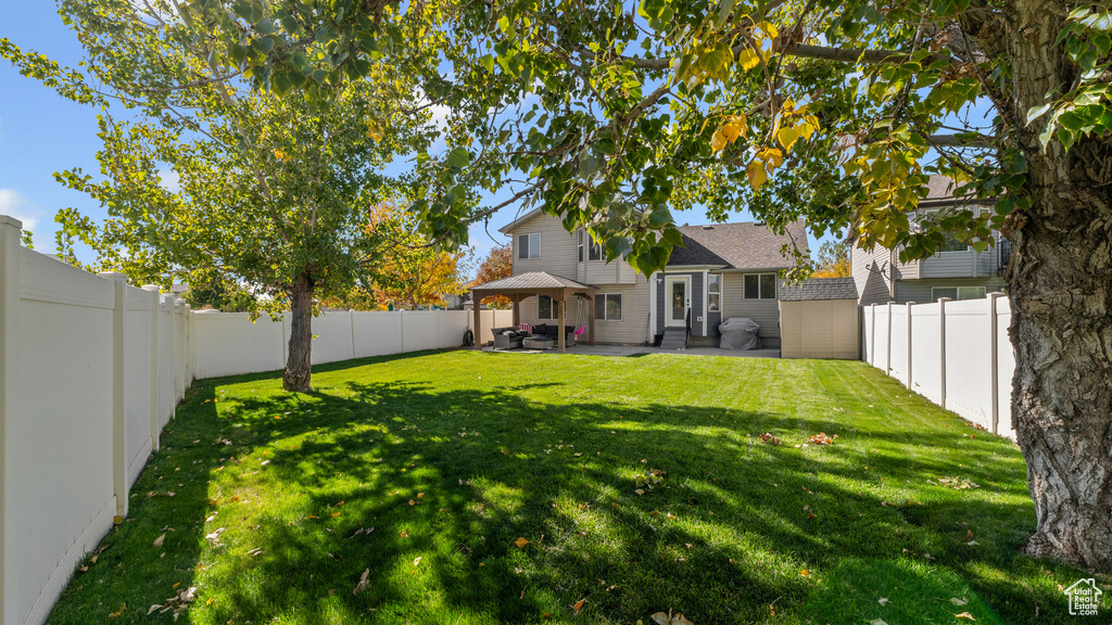 228 N BUCKINGHAM DR North Salt Lake, UT 84054
