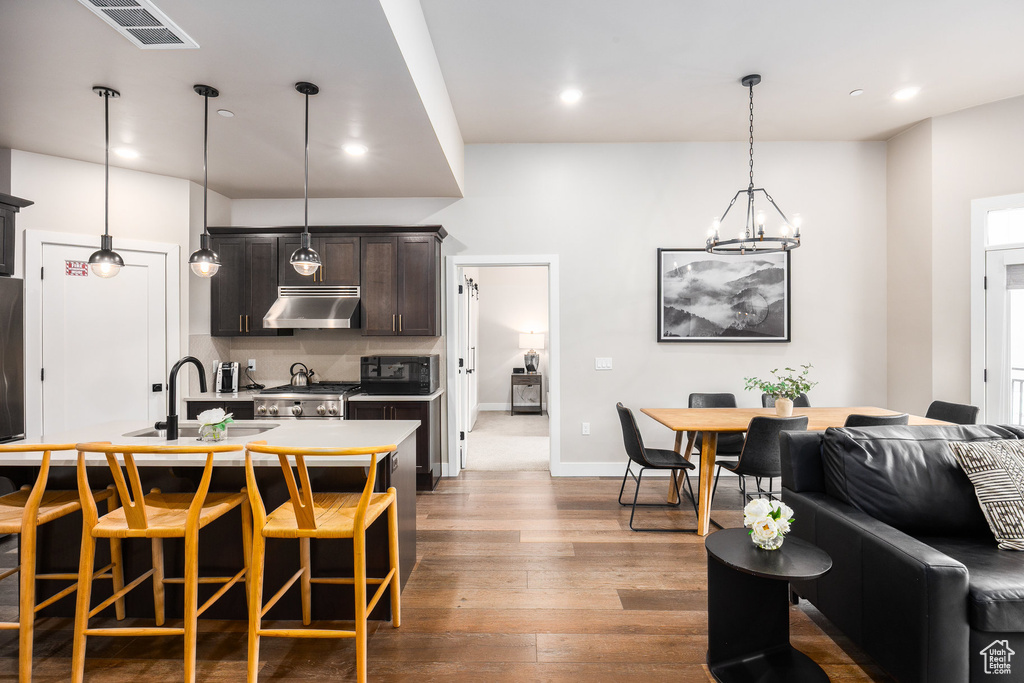 Photo 2 for MLS #2118970 at 909 W Peace Tree Trl #306
