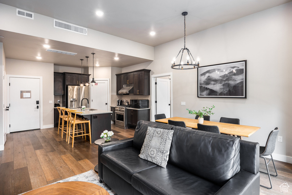 Photo 10 for MLS #2118970 at 909 W Peace Tree Trl #306