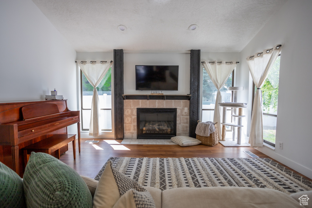 Photo 2 for MLS #2118973 at 4424 W Skye Dr