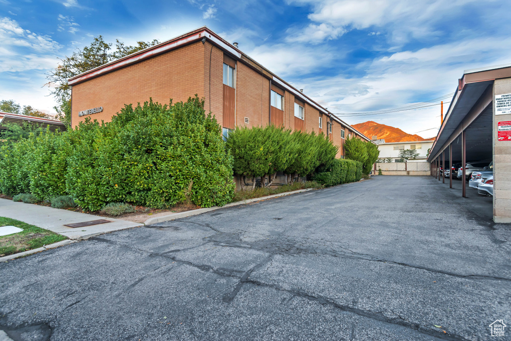 Photo 21 for MLS #2118976 at 2070 E 3335 South #32