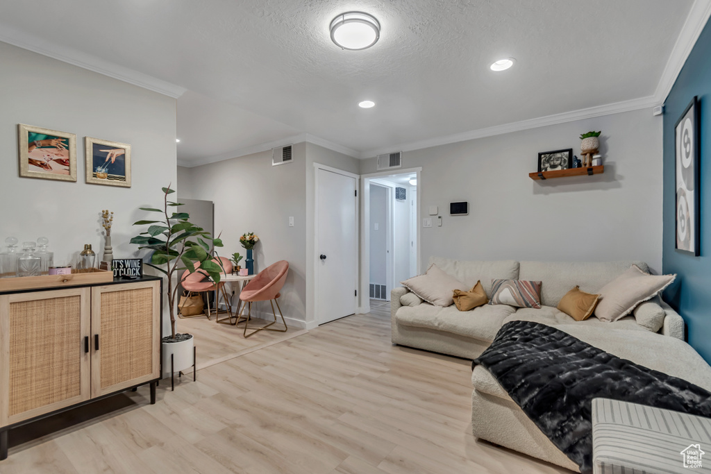 Photo 7 for MLS #2118976 at 2070 E 3335 South #32