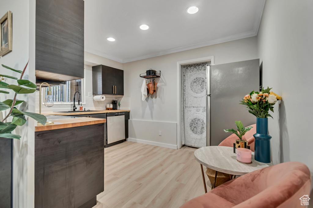Photo 12 for MLS #2118976 at 2070 E 3335 South #32